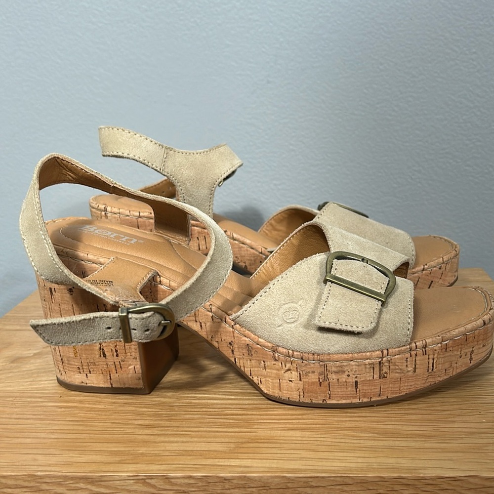 Born Women's Black Browyn Leather Platform Sandals size 11 M